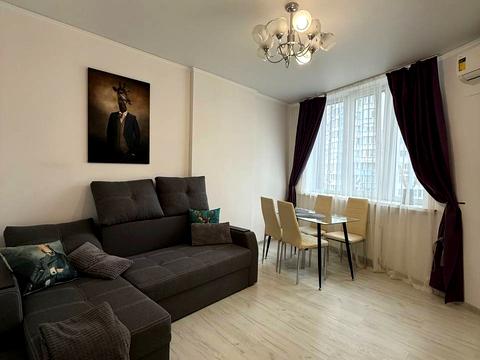 квартира за адресою Київ, Завальна вул., 10-В