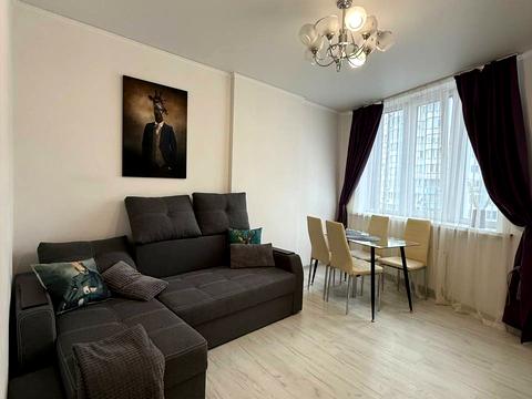 квартира за адресою Київ, Завальна вул., 10-В