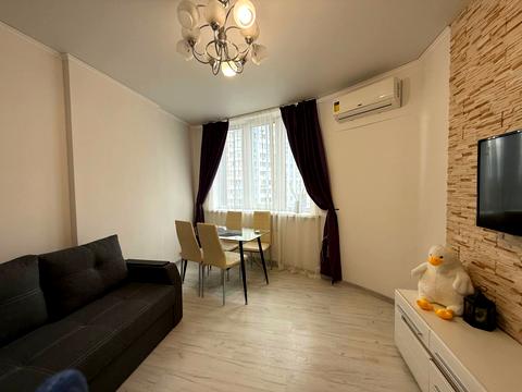 квартира за адресою Київ, Завальна вул., 10-В