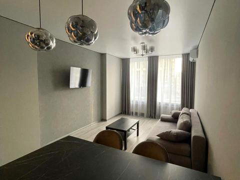 квартира за адресою Князя Романа Мстиславича вул. (Генерала Жмаченка), 22