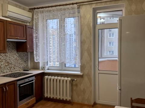 квартира за адресою Феодосійський пров., 12