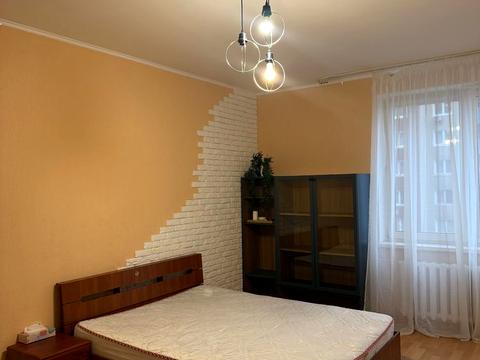 квартира за адресою Феодосійський пров., 12