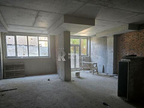 комерційна за адресою Звіринецька вул., 70-А