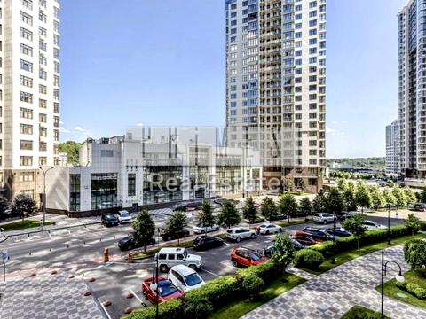 паркоместо по адресу Андрея Верхогляда ул. (Михайла Драгомирова), 3