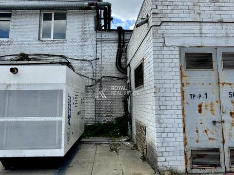 комерційна за адресою Олега Онікієнка вул., 61