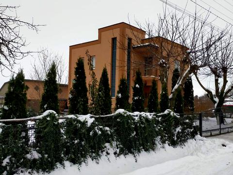 будинок за адресою Центральна