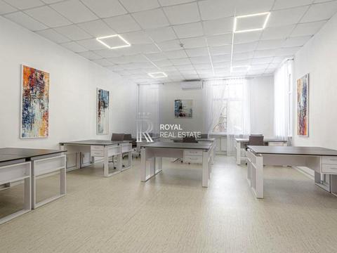 комерційна за адресою Вадима Гетьмана вул., 2