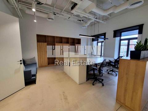 коммерческая по адресу Большая Васильковская ул. (Красноармейская), 1-3/2