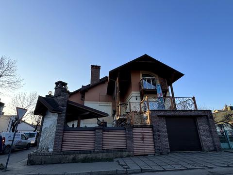 коммерческая по адресу Воздушная ул., 24