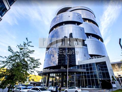 комерційна за адресою Болсуновська вул. (Сергія Струтинського), 13