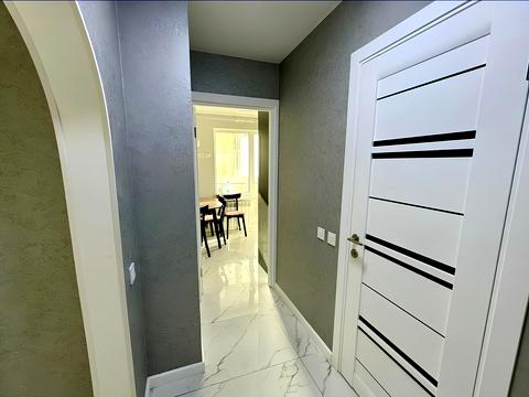 квартира за адресою Феодосійська вул., 8