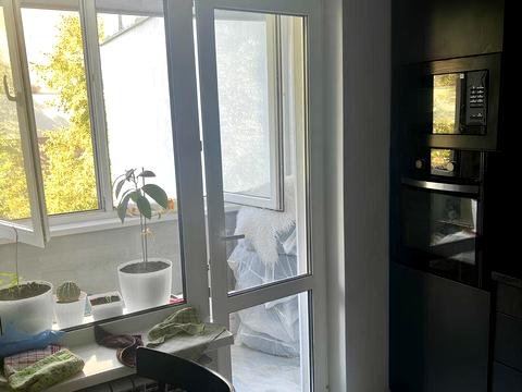 квартира за адресою Феодосійська вул., 8