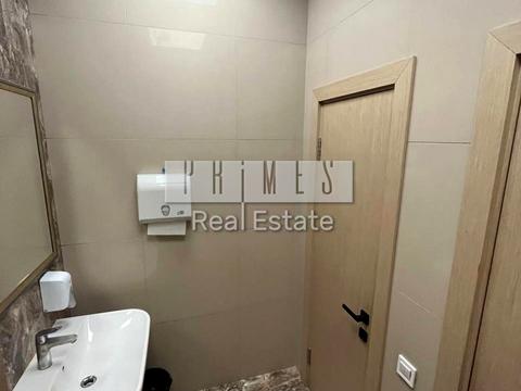 комерційна за адресою Болсуновська вул. (Сергія Струтинського), 13