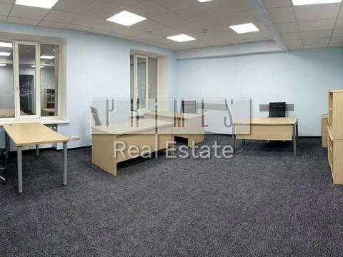 комерційна за адресою Миколи Міхновського бульв. (Дружби народів), 17/5