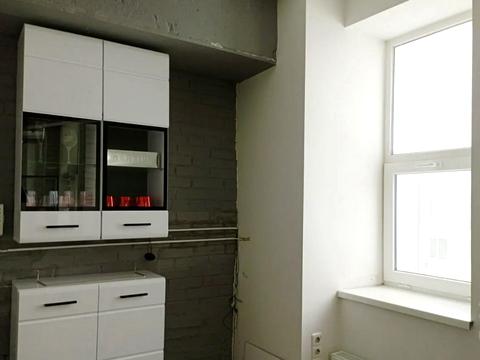 комерційна за адресою Васильківська вул., 30