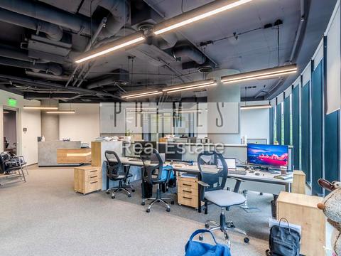 комерційна за адресою Болсуновська вул. (Сергія Струтинського), 2