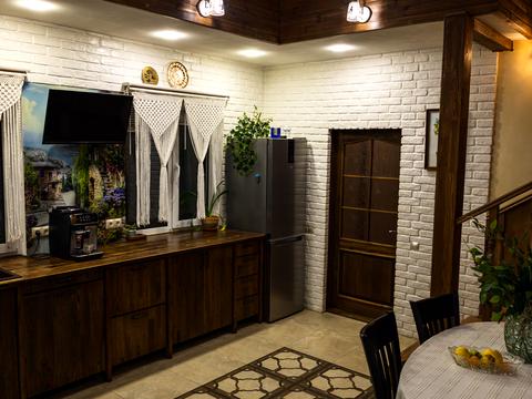 будинок за адресою Весняна