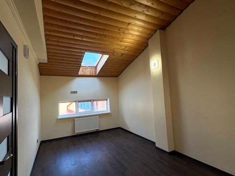 квартира за адресою Івасюка вул., 50