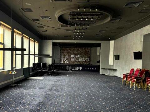 комерційна за адресою Бессарабська пл., 2