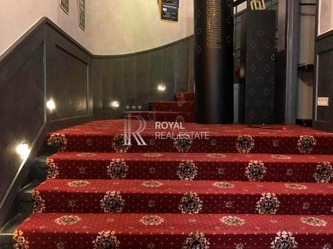 комерційна за адресою Бессарабська пл., 2