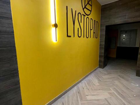 квартира за адресою Володимира Івасюка вул., 86