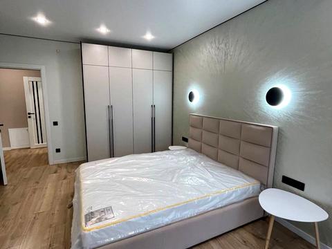 квартира за адресою Володимира Івасюка вул., 86