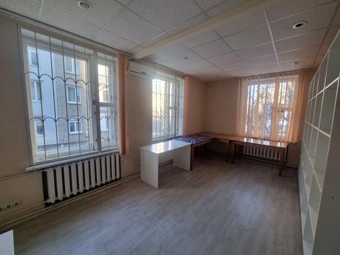 комерційна за адресою Кловський узвіз (Кловський), 13