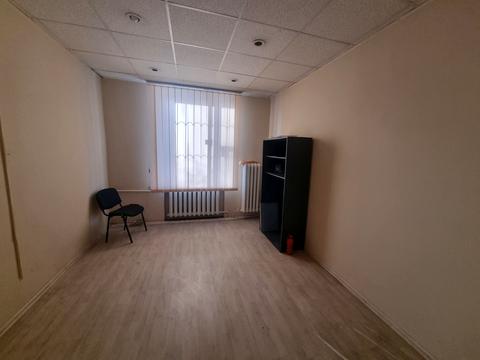 комерційна за адресою Кловський узвіз (Кловський), 13