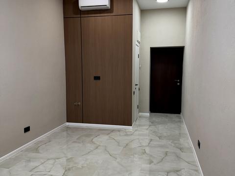 комерційна за адресою Перлинна вул., 2