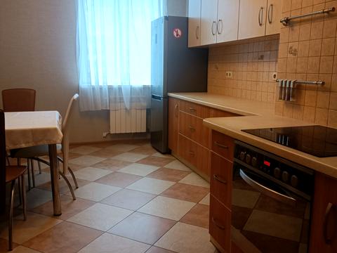 квартира за адресою Миколи Руденка бульв. (Кольцова), 14-Б