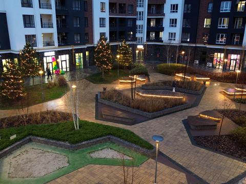 комерційна за адресою Ольги Кобилянської вул. (Достоєвського), 1-В/7