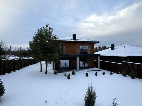 будинок за адресою Центральна вул.