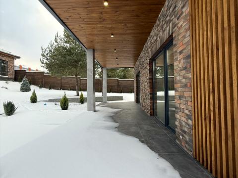 будинок за адресою Центральна вул.