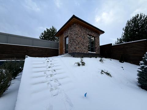 будинок за адресою Центральна вул.