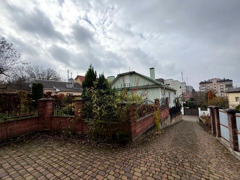 будинок за адресою Шопена вул., 10