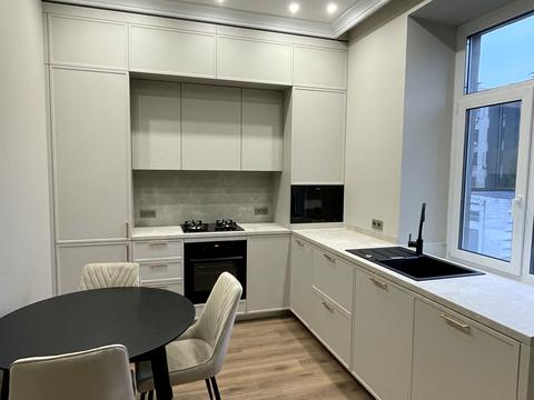 квартира по адресу Лютеранская ул., 27-29