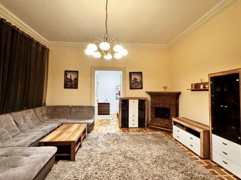 квартира за адресою Гетьмана Петра Дорошенка вул. (), 44