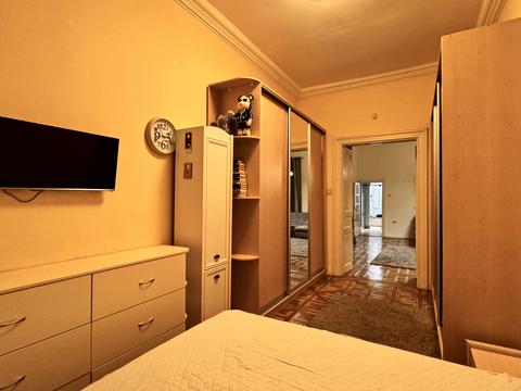 квартира за адресою Гетьмана Петра Дорошенка вул. (), 44