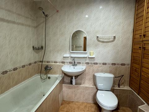 квартира за адресою Милославська вул., 45