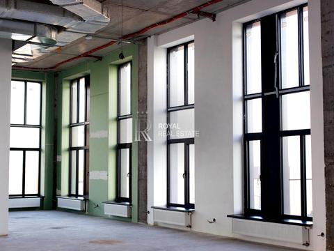 комерційна за адресою Академіка Книшова вул. (Амурська), 6