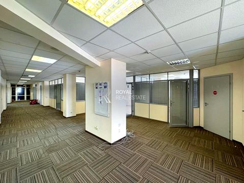 коммерческая по адресу Героїв Космосу ул., 4