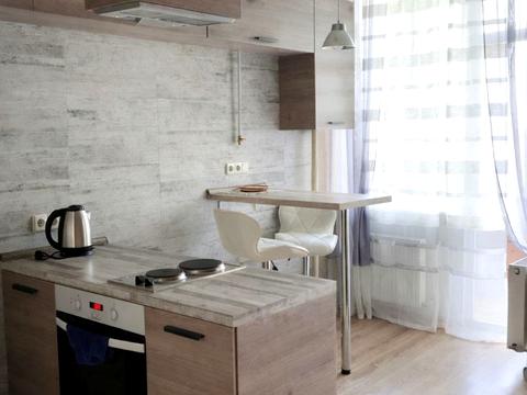 квартира за адресою Академіка Писаржевського вул., 8