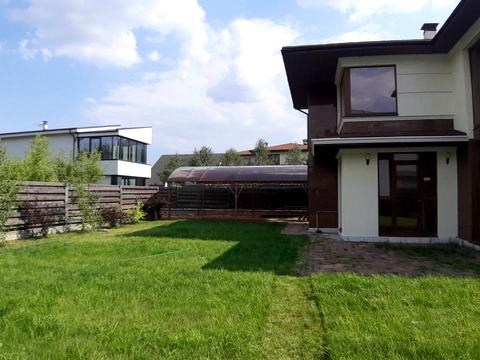 будинок за адресою с. Петропавлівська борщагівка, Малинська