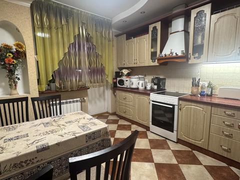 квартира за адресою Бориса Гмирі вул., 2