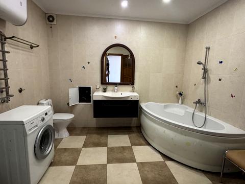 квартира за адресою Голосіївський просп. (40-річчя Жовтня), 68