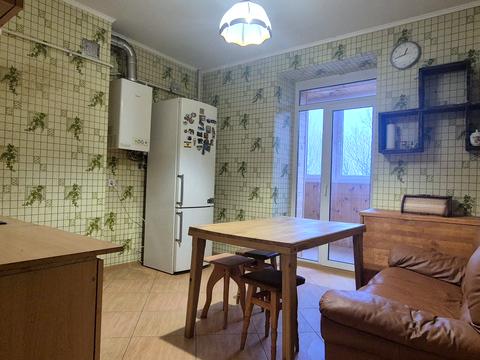 квартира за адресою Паркова вул., 12