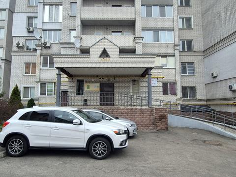 квартира за адресою Паркова вул., 12