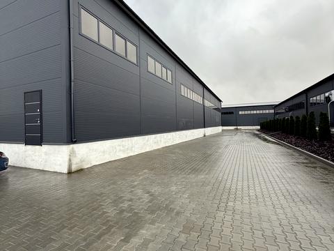 комерційна за адресою Білогородська вул., 44