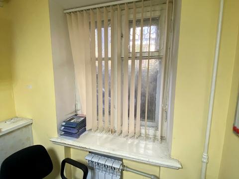 комерційна за адресою Велика Морська вул., 11