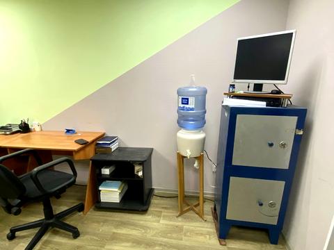 комерційна за адресою Велика Морська вул., 11